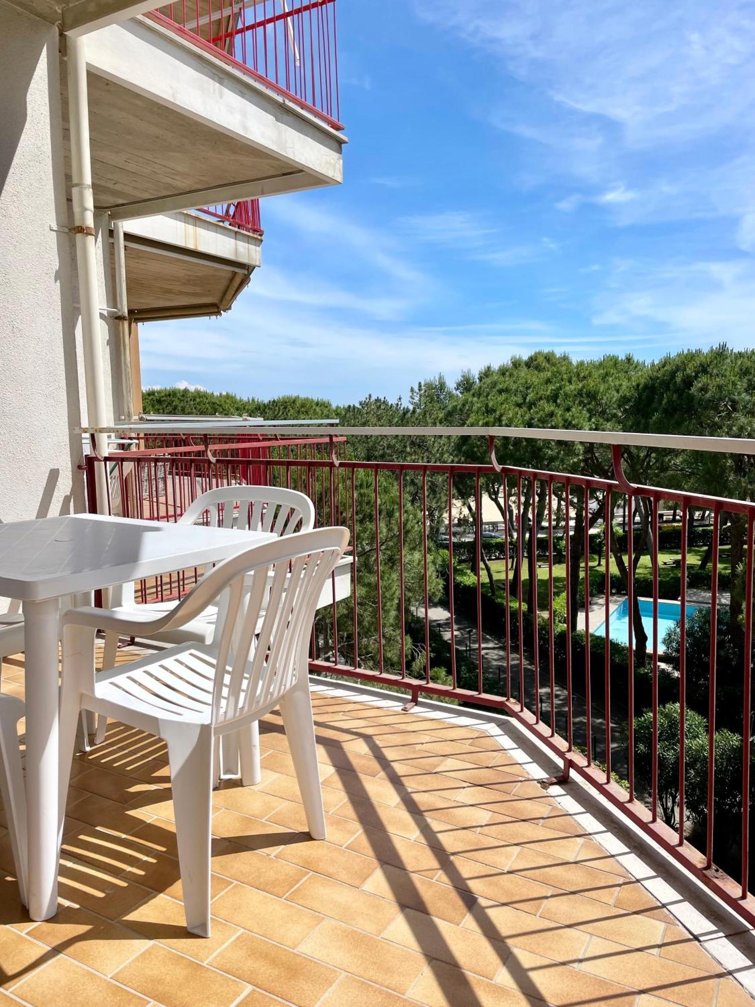 Residence Cristallo 4H Lignano Sabbiadoro Kültér fotó